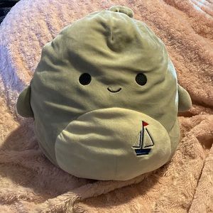 Squishmellow Shark with NO TAGS